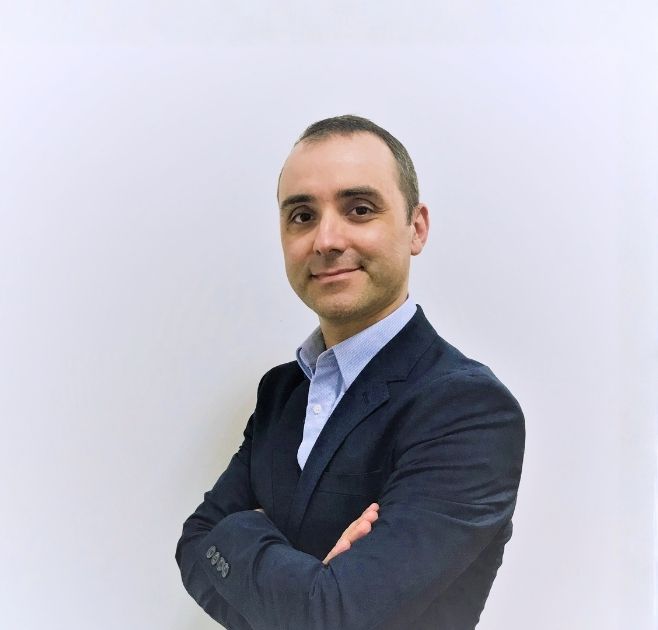 Miguel Neves